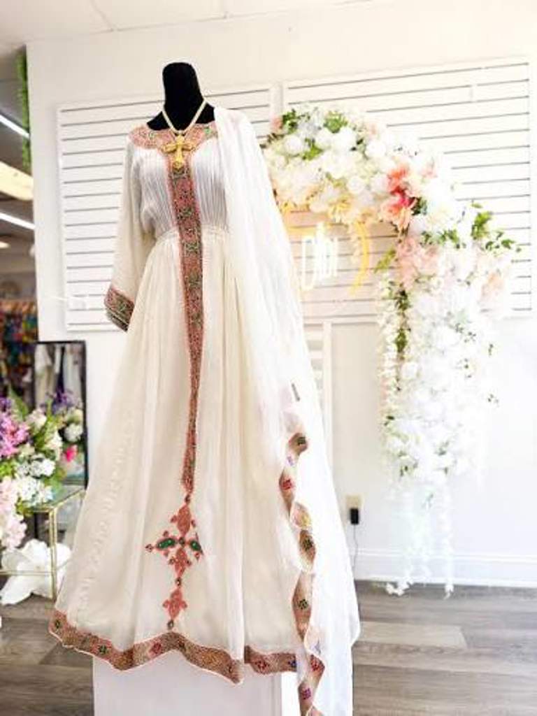 ASKIAMT White-and-Gold Wedding Habesha Kemis with Netela