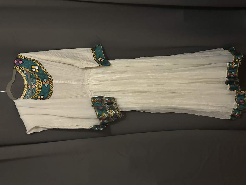 Ethiopian traditional dress/ Habesha Kemis
